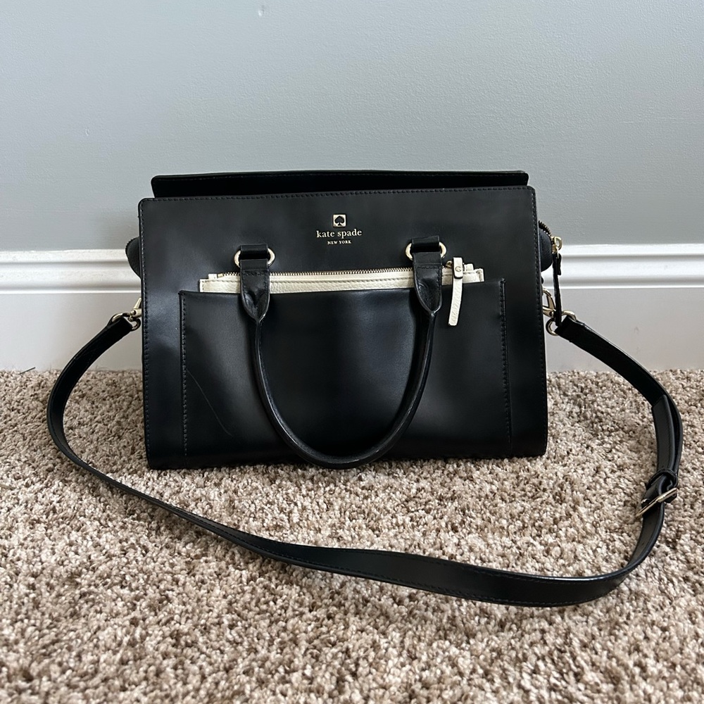 Black Kate spade purse
